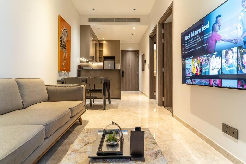 The Rixx Lavish In The Of Dist1 With Pool, Gym, Sauna, Jacuzzi, Kidsclub Căn hộ TP. Hồ Chí Minh