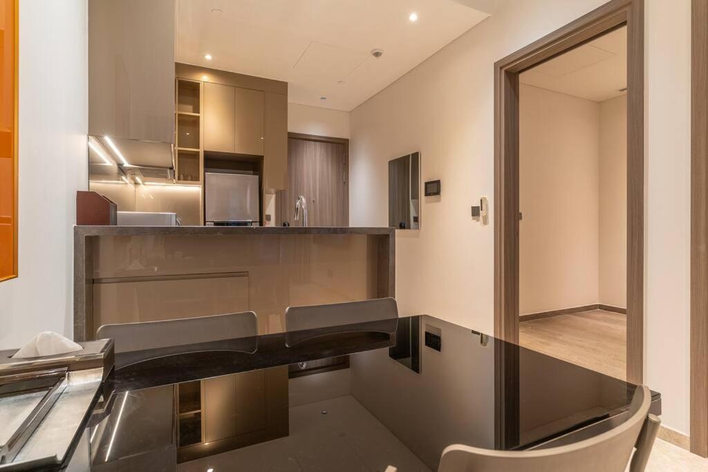 Căn hộ The Rixx Lavish In The Of Dist1 With Pool, Gym, Sauna, Jacuzzi, Kidsclub TP. Hồ Chí Minh